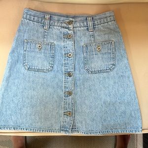 American Eagle Outfitters Jean skirt size 4